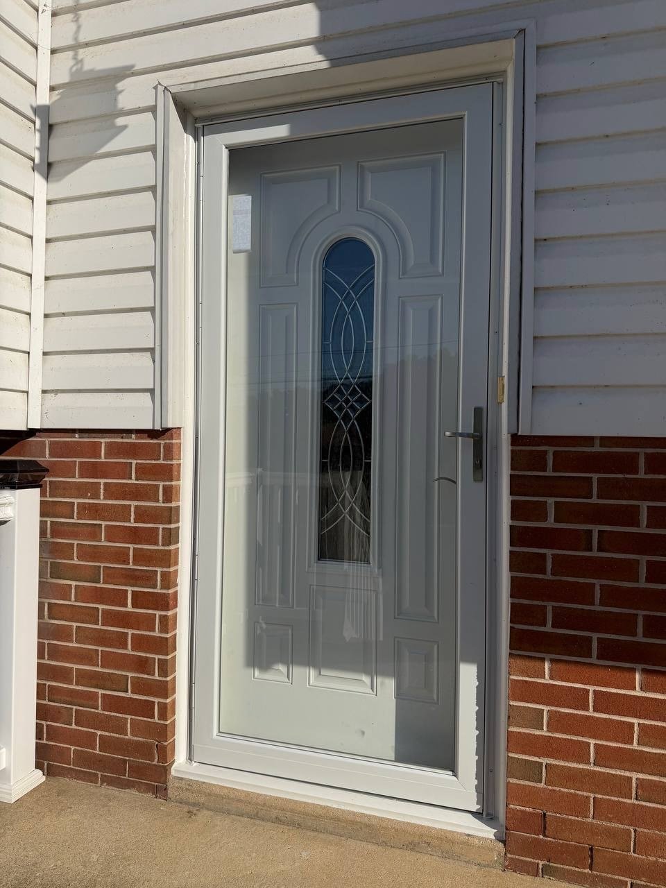 New door after installation